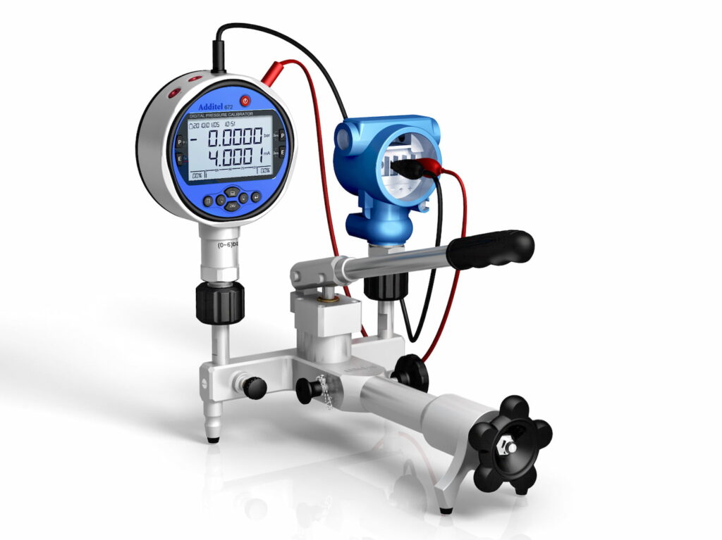 Additel ADT918 Pneumatic Handheld Pressure Test Pump with ADT672 Digital Pressure calibrator